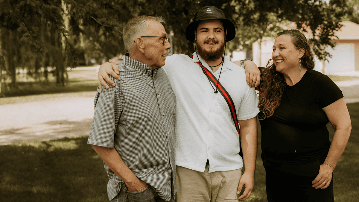 Ordinary Americans with an extraordinary welcome image